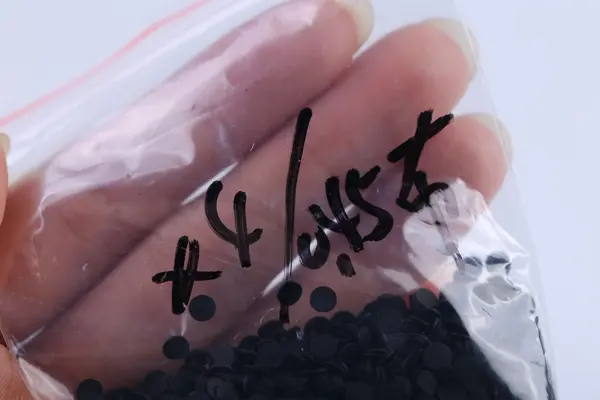 Conductive Carbon Pill Flake 9