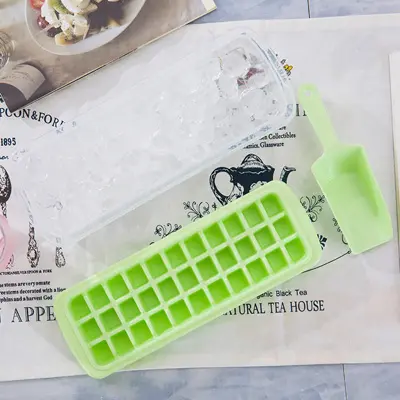 Silicone Ice Cube Tray 2